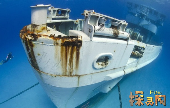 南极卫星拍到地下城市