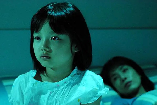 不二家棒棒糖恐怖故事小女孩噬母情节让人胆战心惊