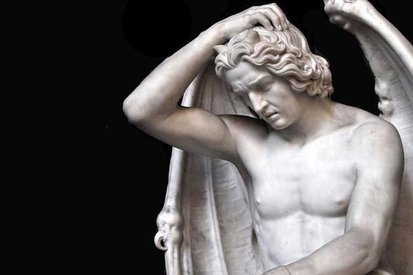 路西法和撒旦是同一个人吗路西法是坠落以前的撒旦堕落天使