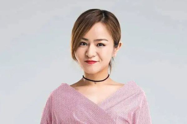 思文程璐个人资料