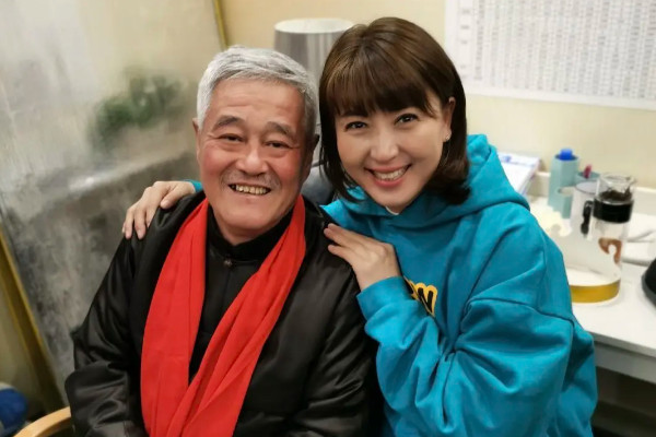 闫学晶第二个老公叫马什么马东明两人婚姻幸福美满