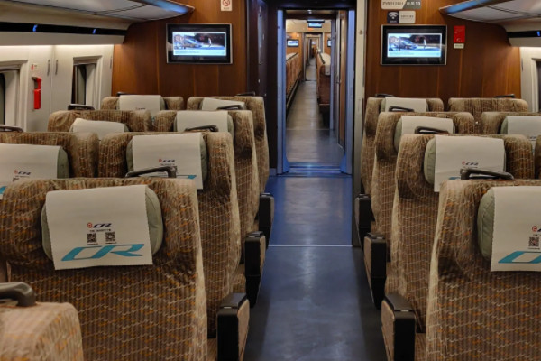 火车车厢座位分布图快速分辨靠窗位置最全解答