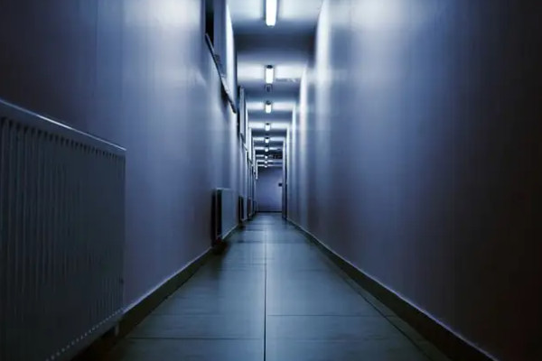 幽闭恐惧症是什么症状密闭空间内出现焦虑情绪附治疗方法