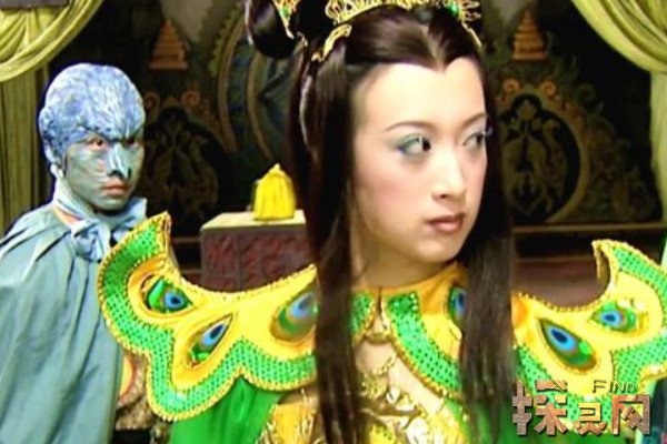 孔雀大明王菩萨的来历上古神鸟凤凰的孩子与大鹏鸟是亲兄妹